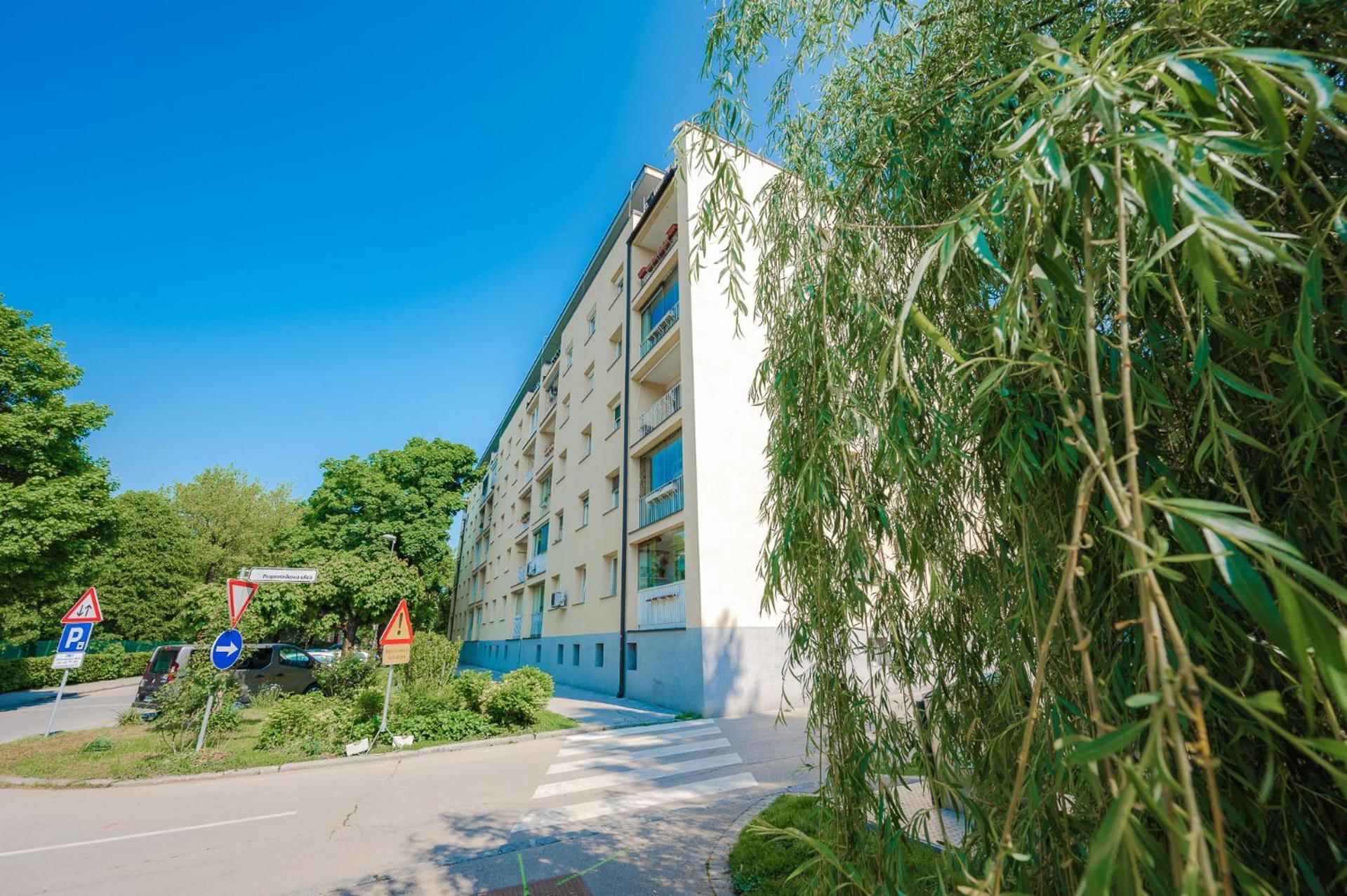 Apartment 396 Ljubljana Exterior photo